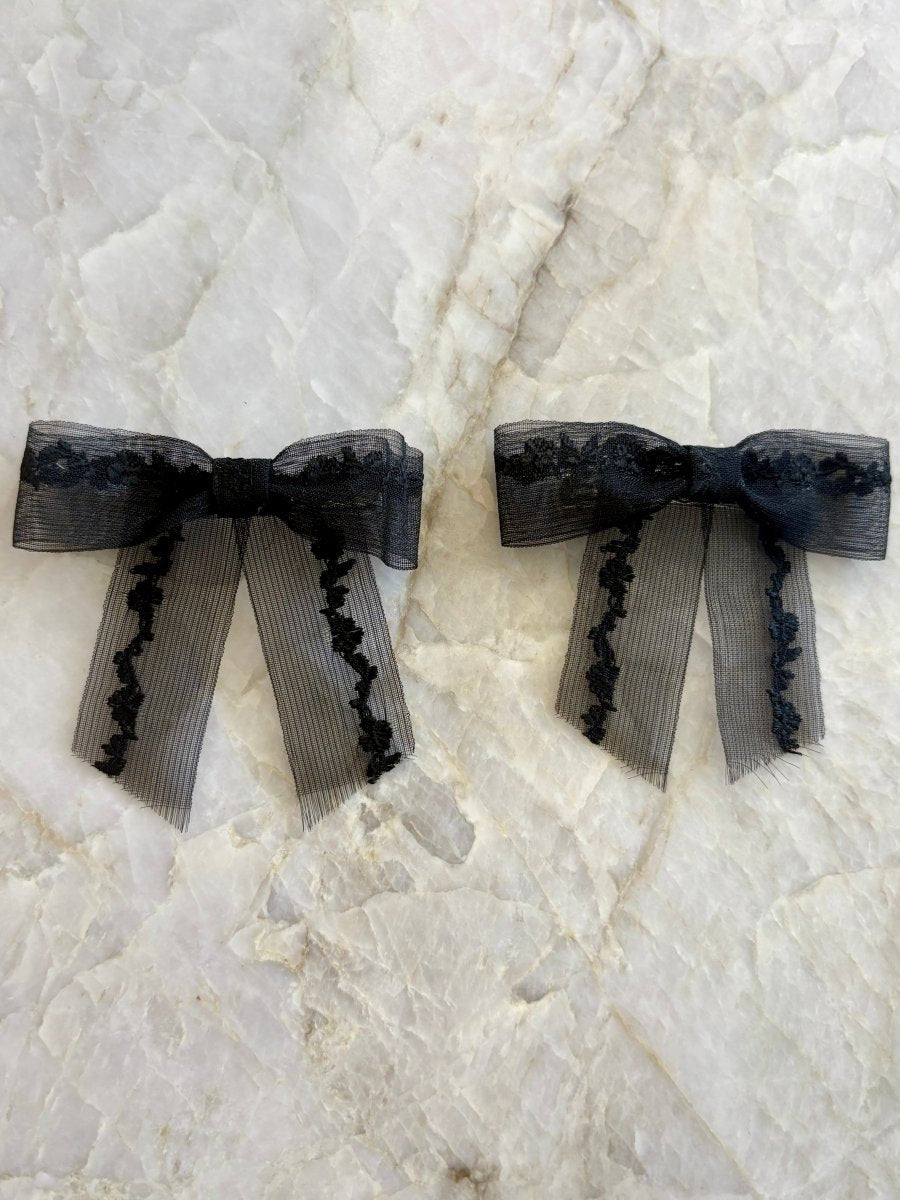 Daisies Lace Pair Bow Hair Clips (Multiple Colors) - Made X Hudson