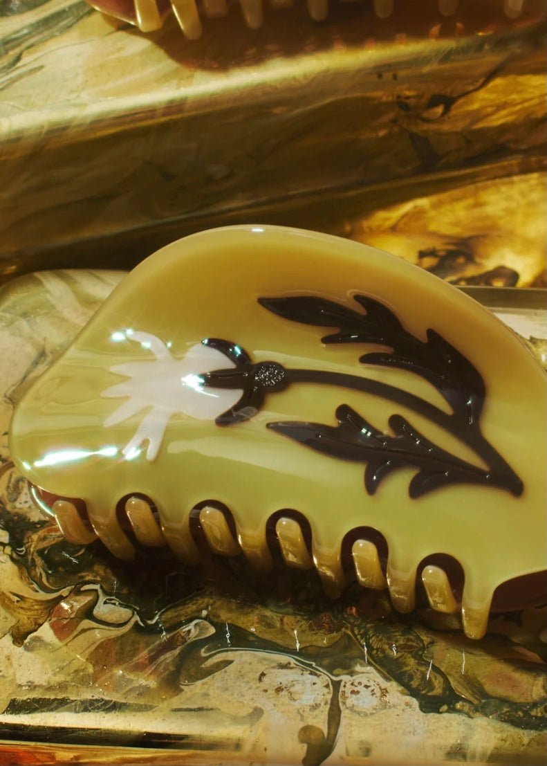 Rosehip Claw Hair Clip - Made X Hudson