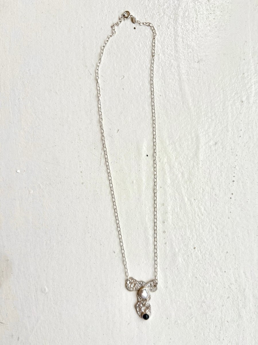 Black Onyx & Fresh Water Pearl Stone Set Sterling Silver Pendant Necklace - Made X Hudson