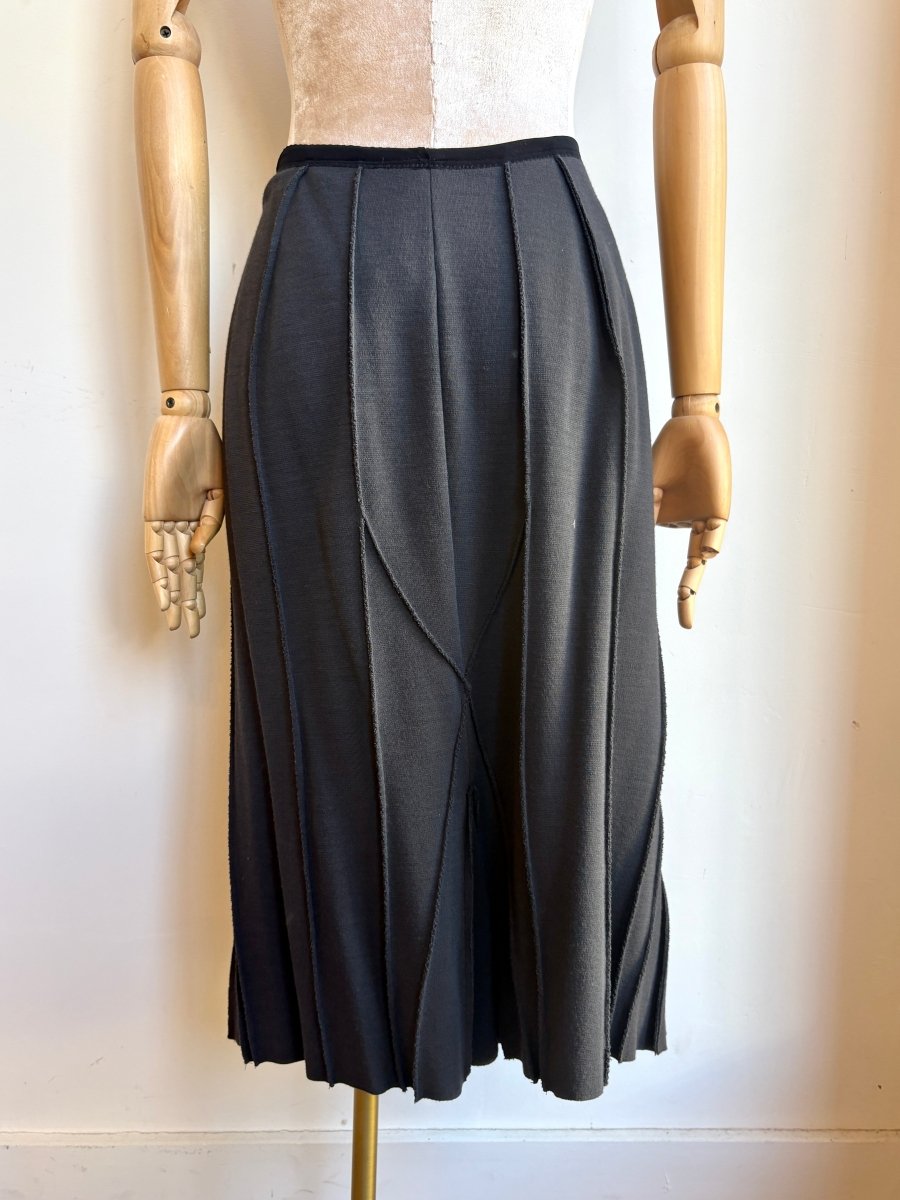 Vilma Mare | Dark Grey Midi Skirt with Cross Seaming (Vintage) - Made X Hudson