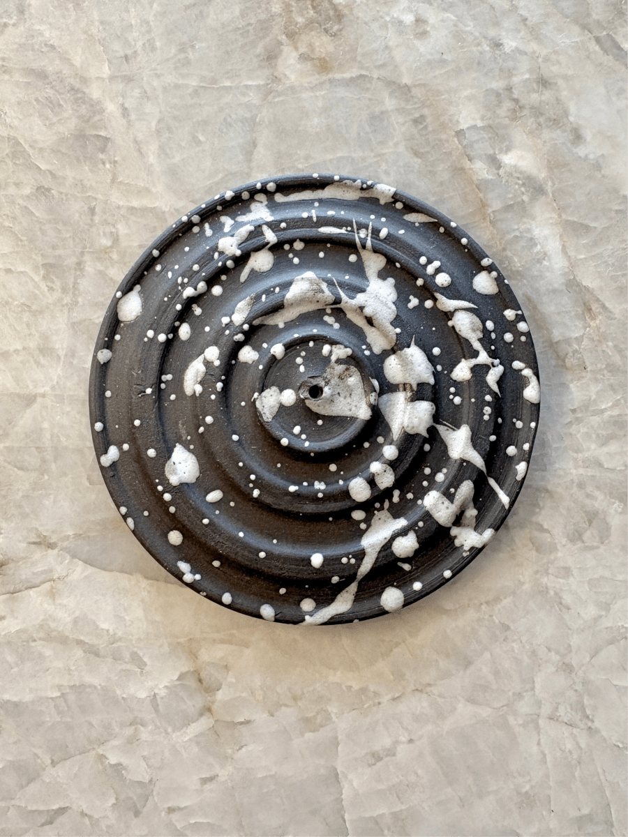 Dark Clay & Splattered Cream Incense Holder w/ No Lip - Made X Hudson