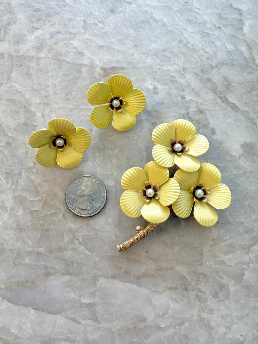 Flower Set - Pin + Earrings (Vintage) - Made X Hudson