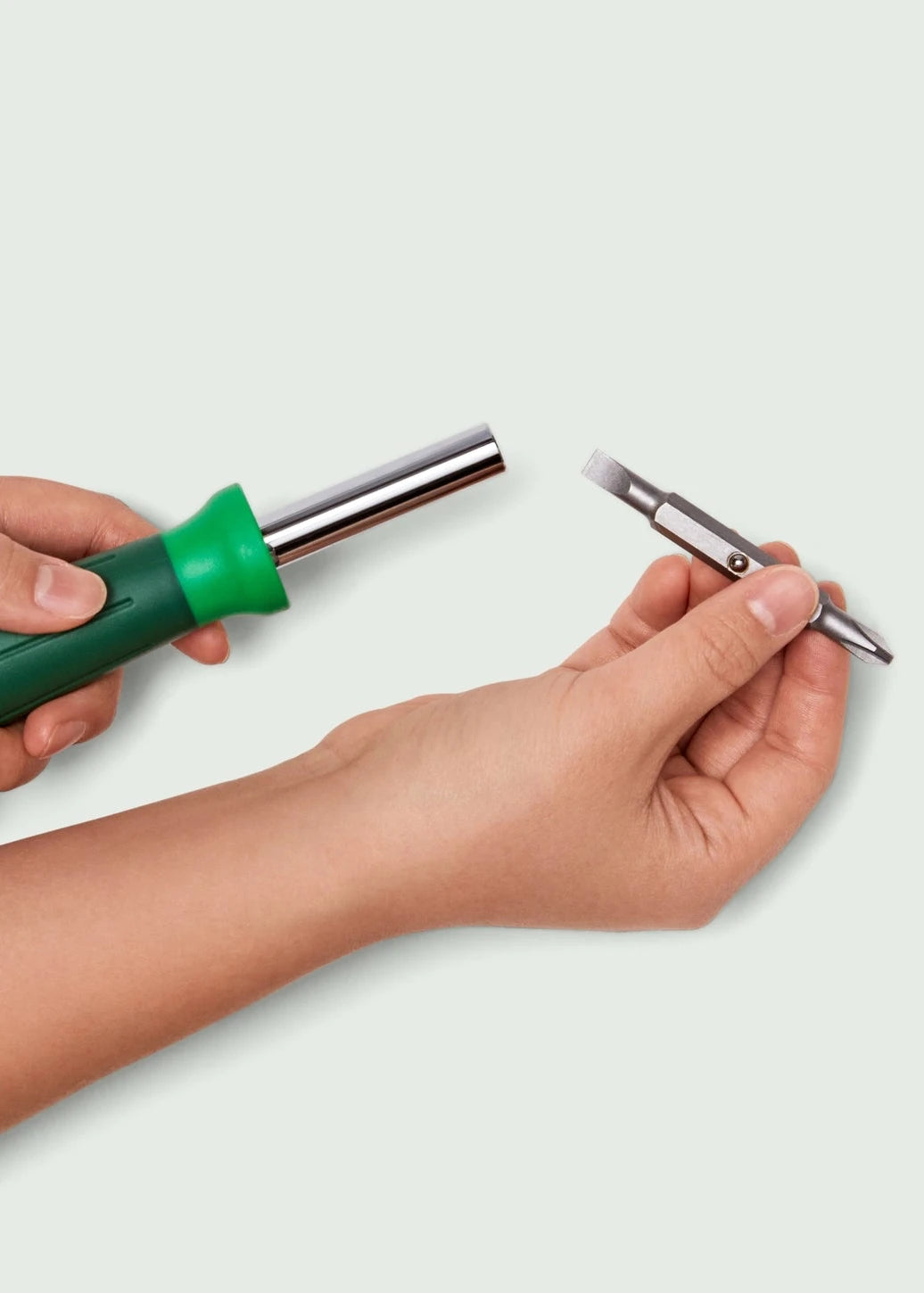 6 in 1 Screwdriver - Made X Hudson