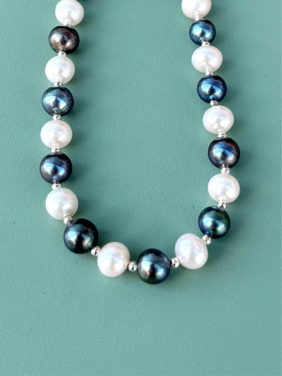 Large Link Multi Color Pearl Necklace (Multiple Colors) - Made X Hudson