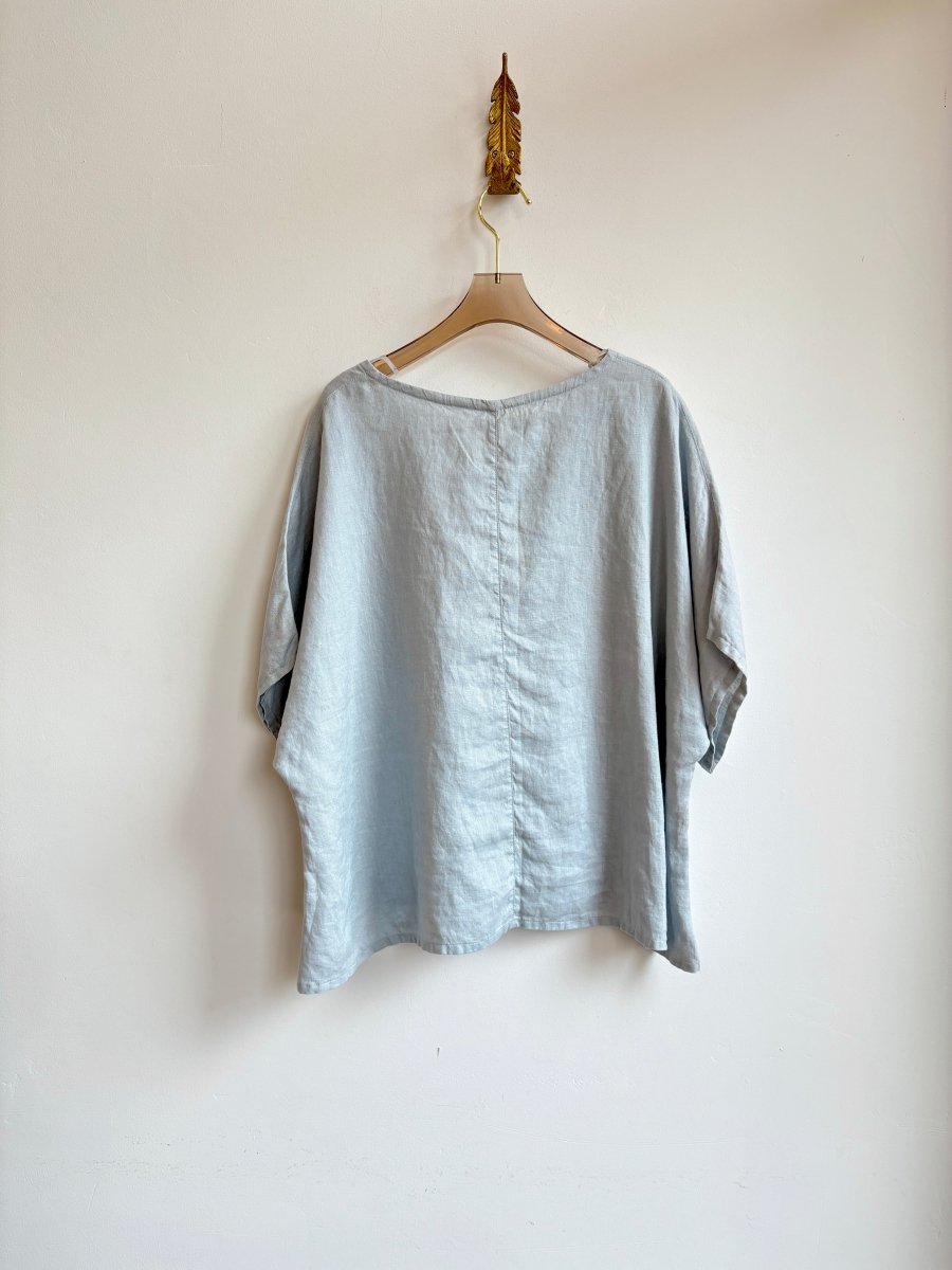 Organic Linen Tee w/ Embroidered Embellishment (Dusk Blue) - Made X Hudson