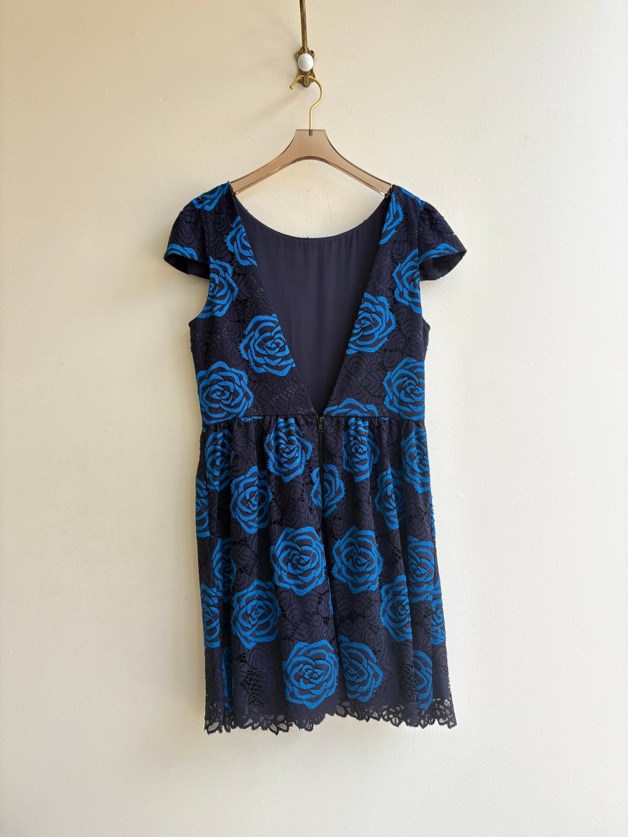 Alice + Olivia | Nelly Floral Lace Backless Dress (Vintage) - Made X Hudson