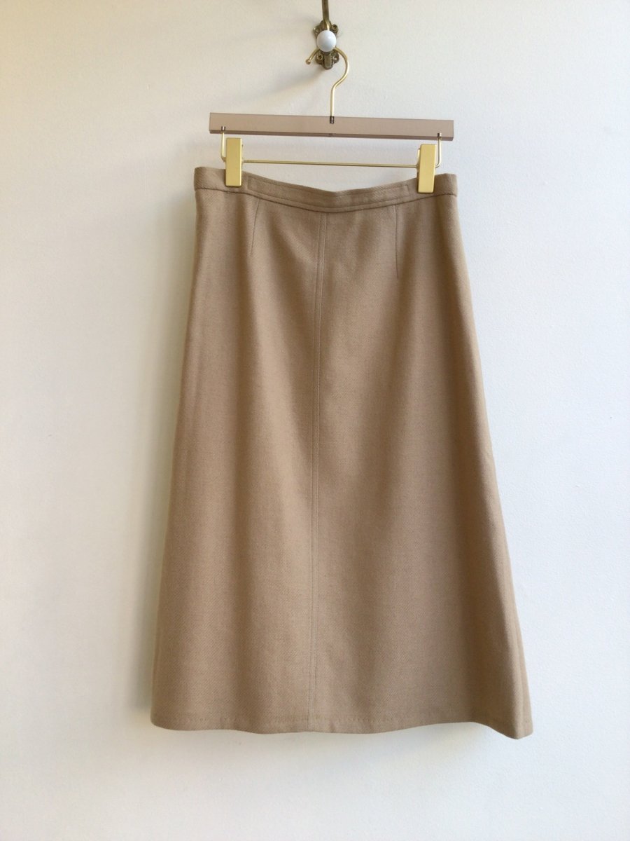 Country Suburbans | Khaki Wool Skirt (Vintage) - Made X Hudson