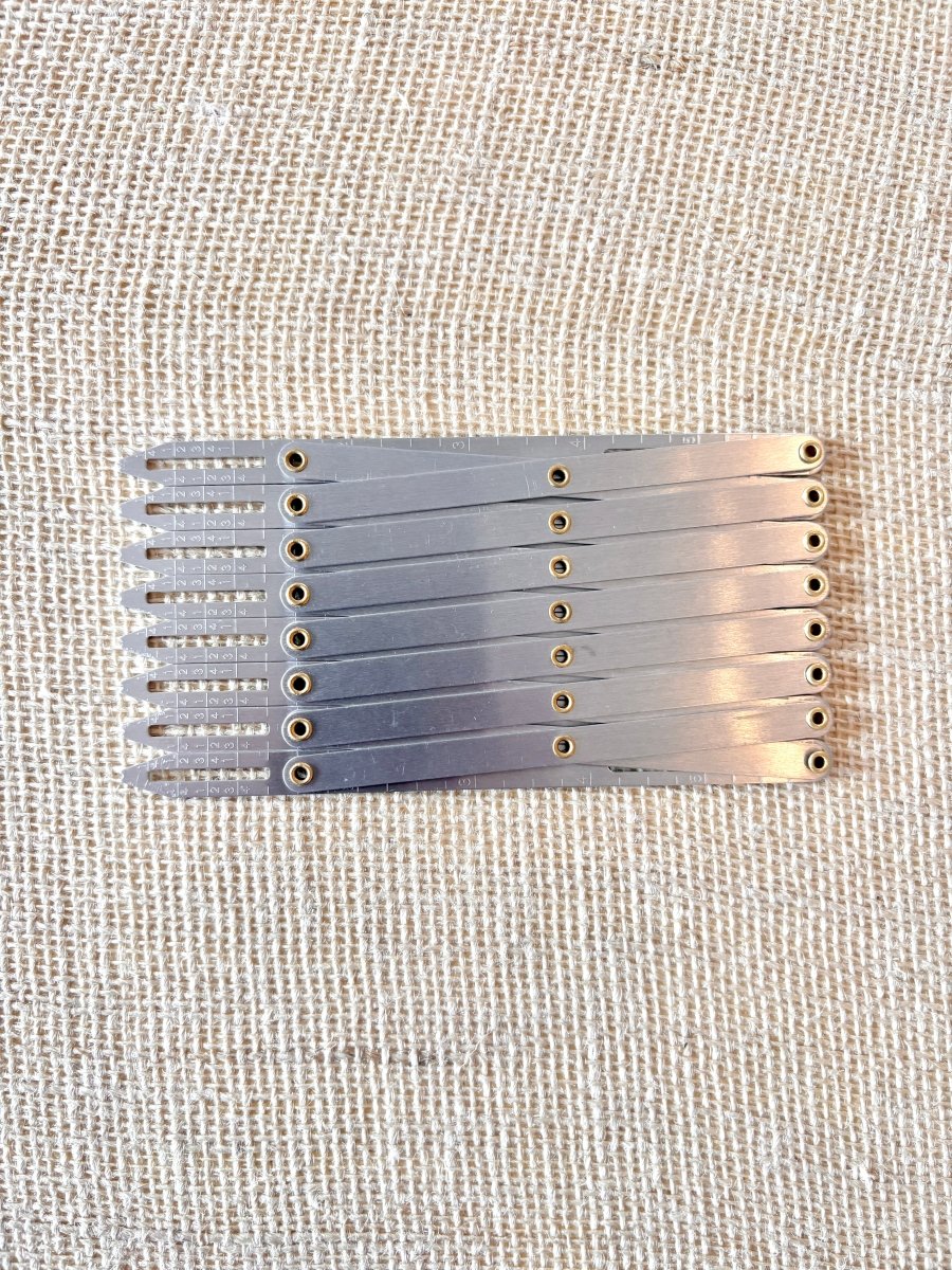 Expanding Button Gauge - Made X Hudson
