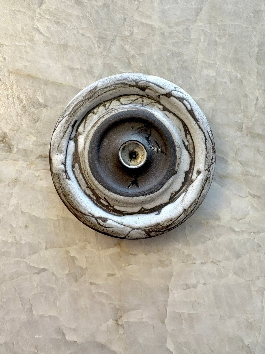 Dark Clay Rim & Squiggle Cream Incense Holder w/ No Lip - Made X Hudson