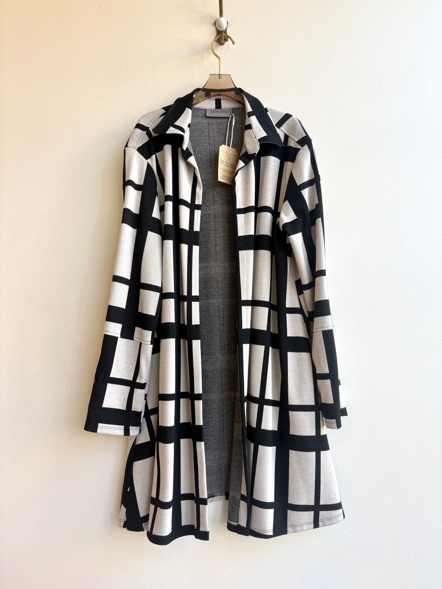 Eleven Stitch Design | White and Black Grid (Vintage) - Made X Hudson