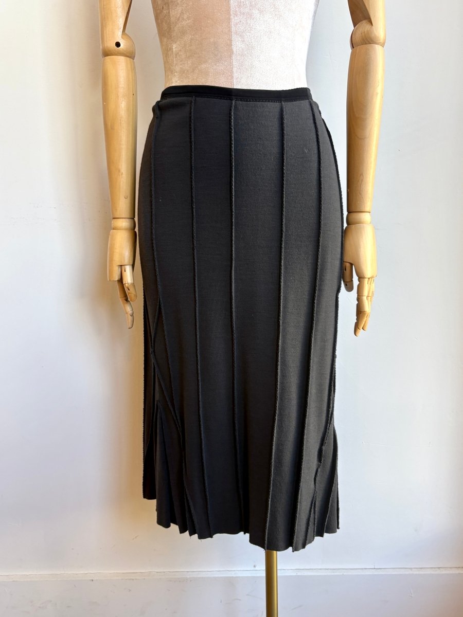 Vilma Mare | Dark Grey Midi Skirt with Cross Seaming (Vintage) - Made X Hudson