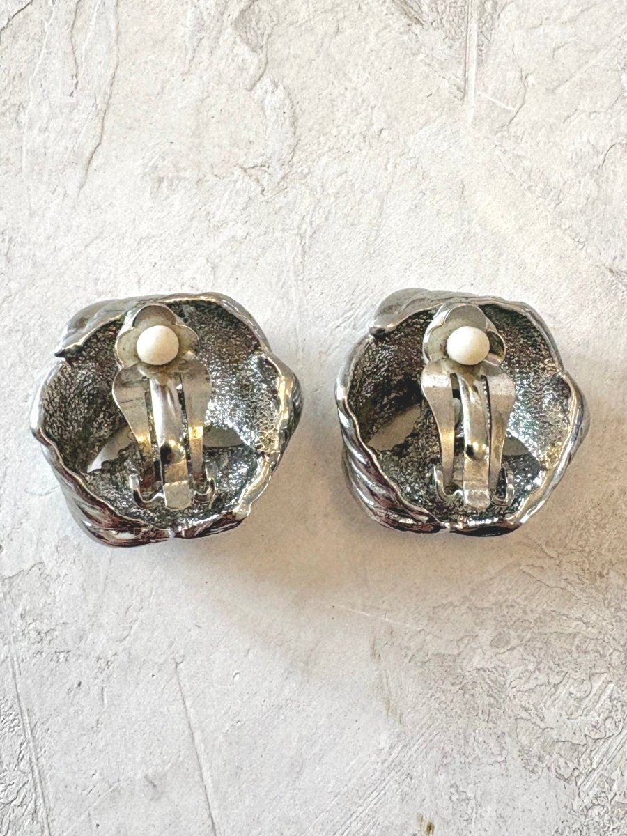 Silver Tone Classic Big Knots Clip On Earrings (Vintage) - Made X Hudson