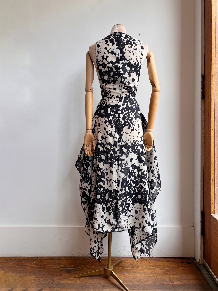 Zero - Waste Dress in Black & White Abstract Flower Print - Made X Hudson