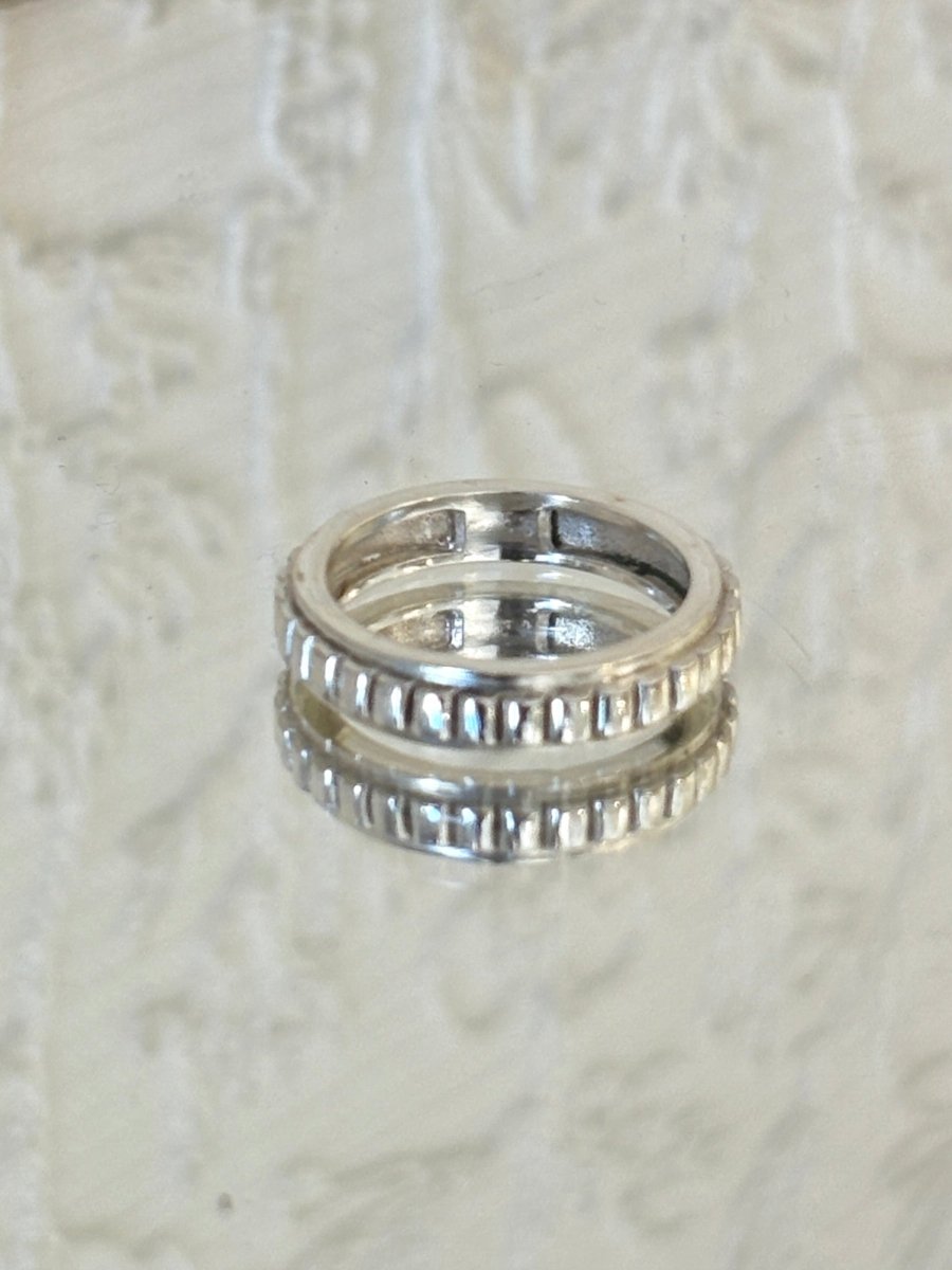 Rectangular Textured Sterling Silver Ring - Made X Hudson