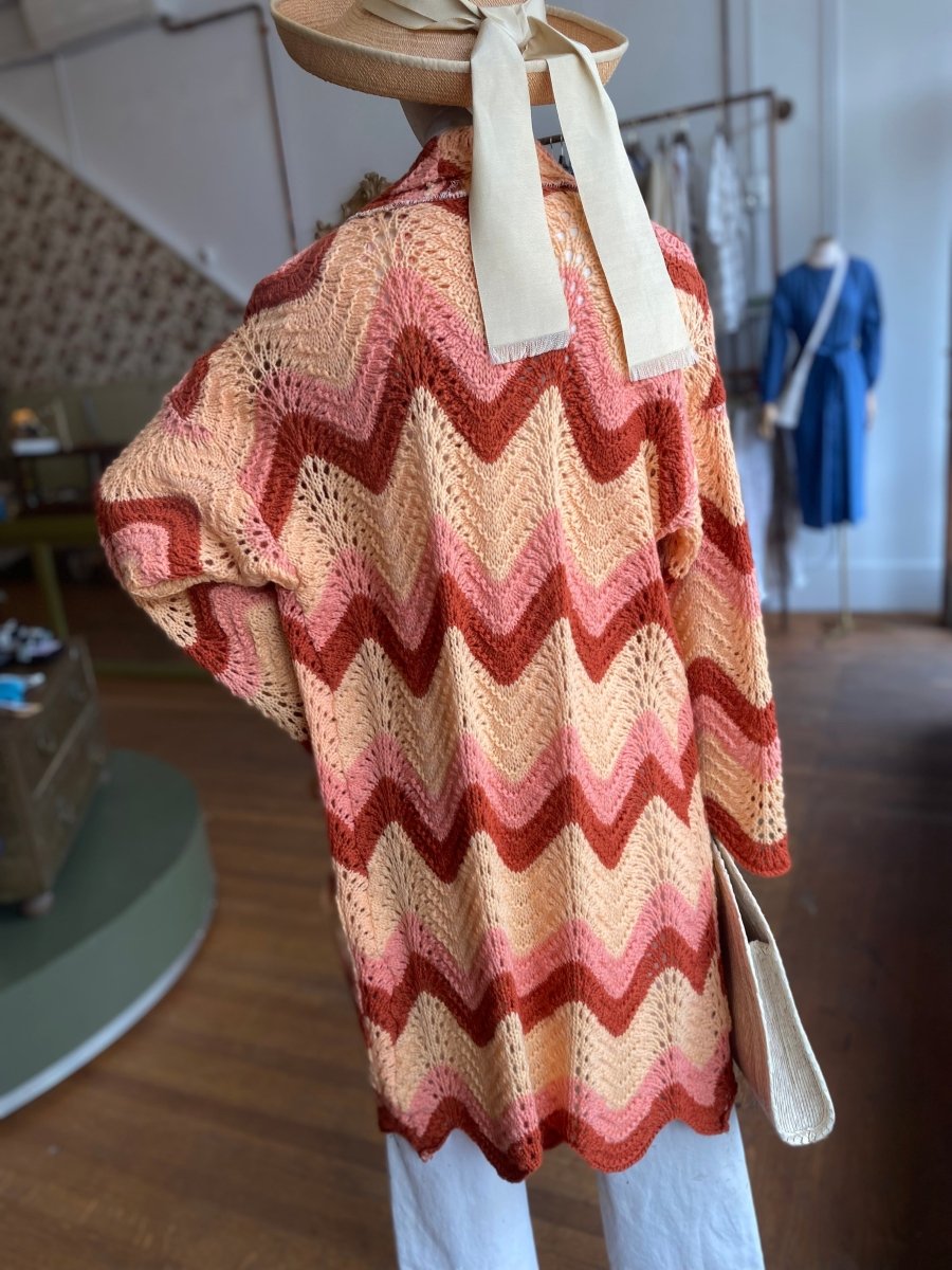 Zig Zag Duster in Colors Pink, Rust & Pale Orange - Made X Hudson