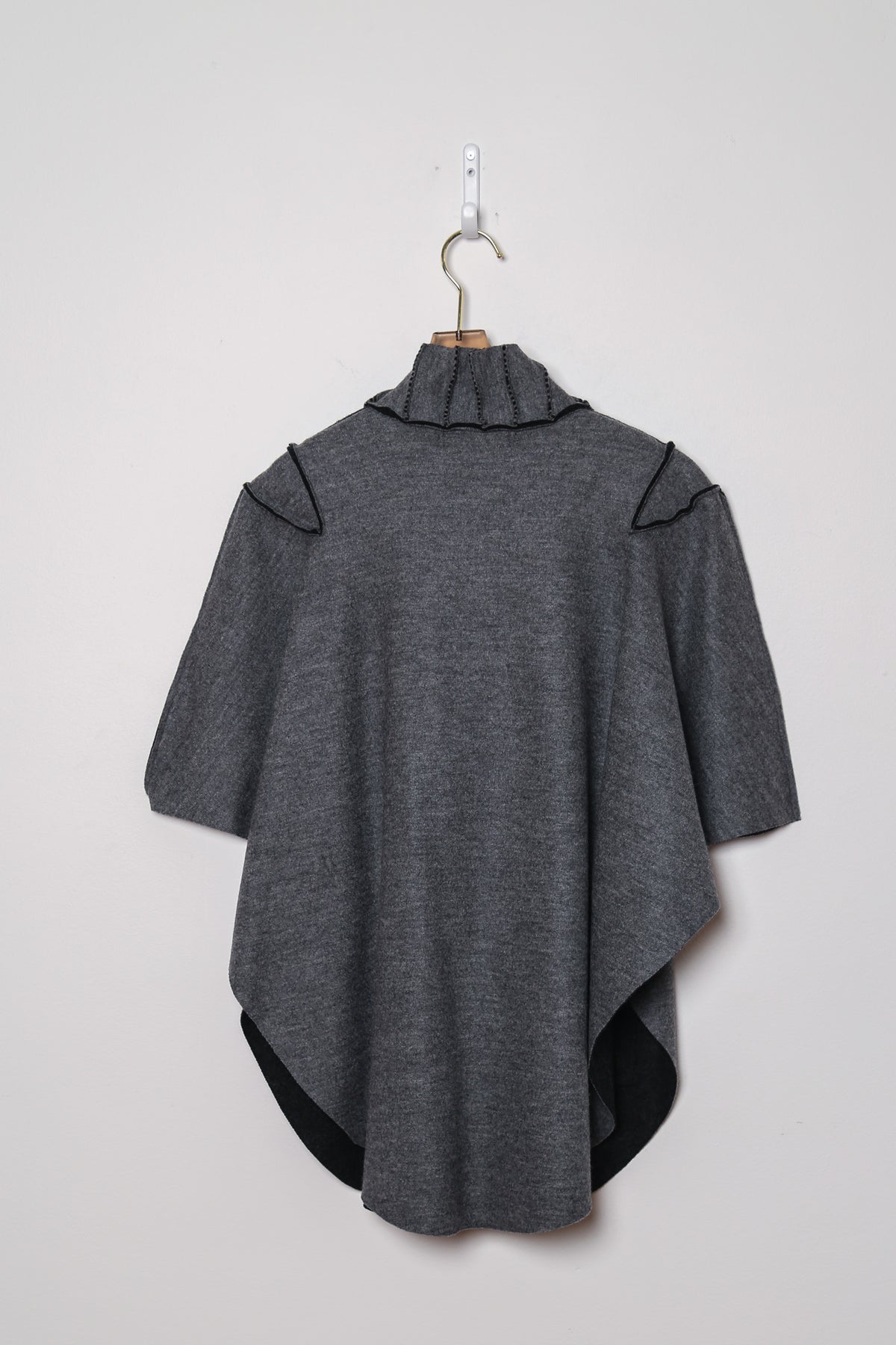 Smoke Grey Adjustable Wool Capelet