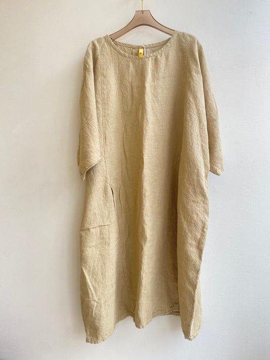 Gallery Dress (Wheat)