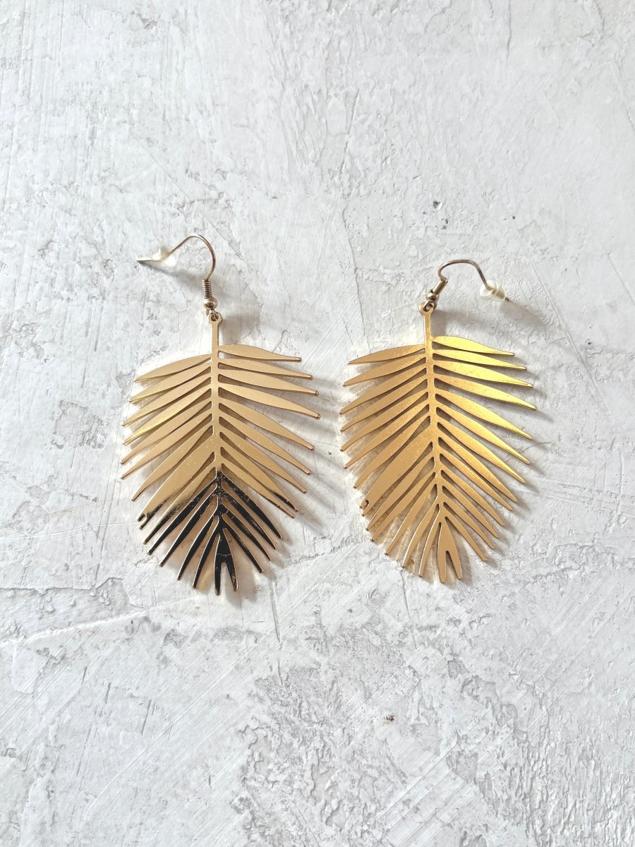 Gold Tone Cocktail Dangly Fern Earrings (Vintage) - Made X Hudson