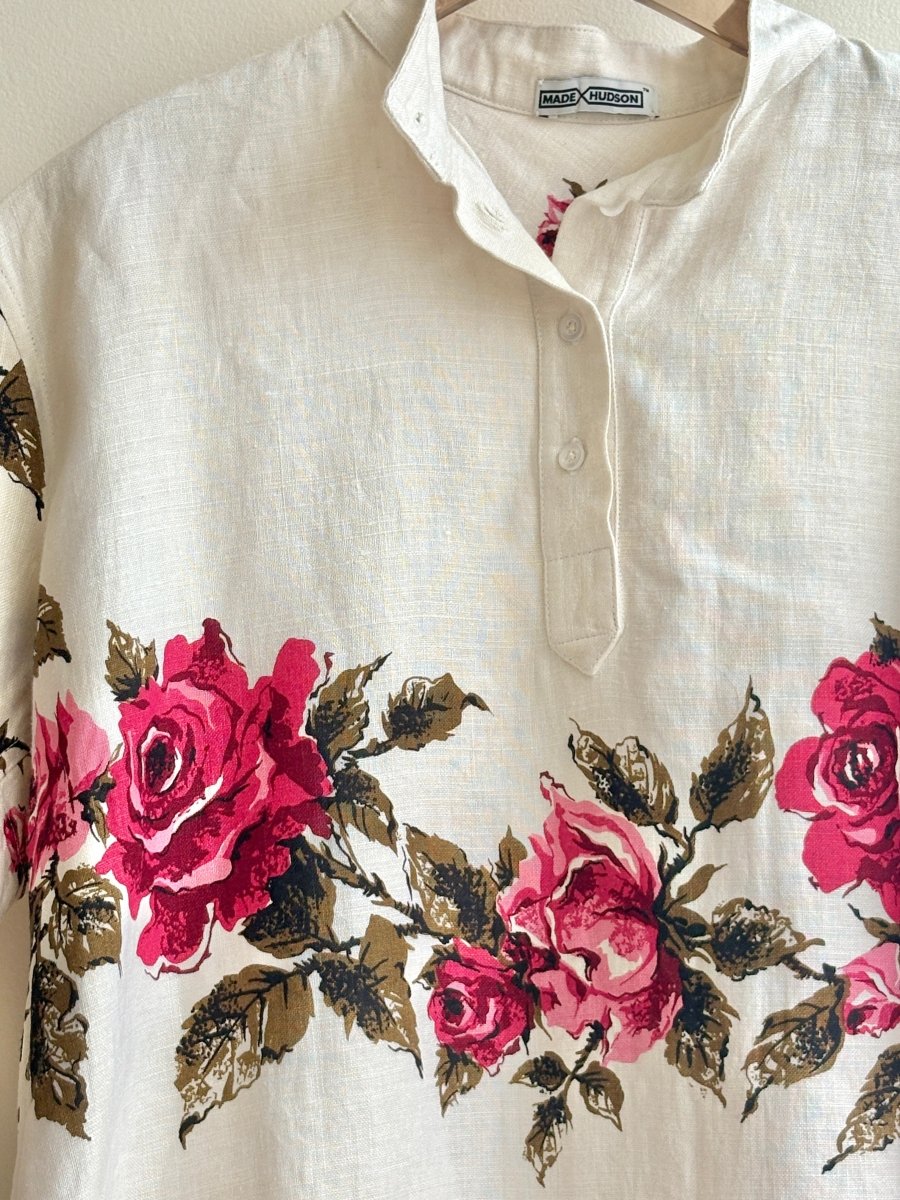 Roses Popover Shirt in Ivory, Red, & Green - Made X Hudson