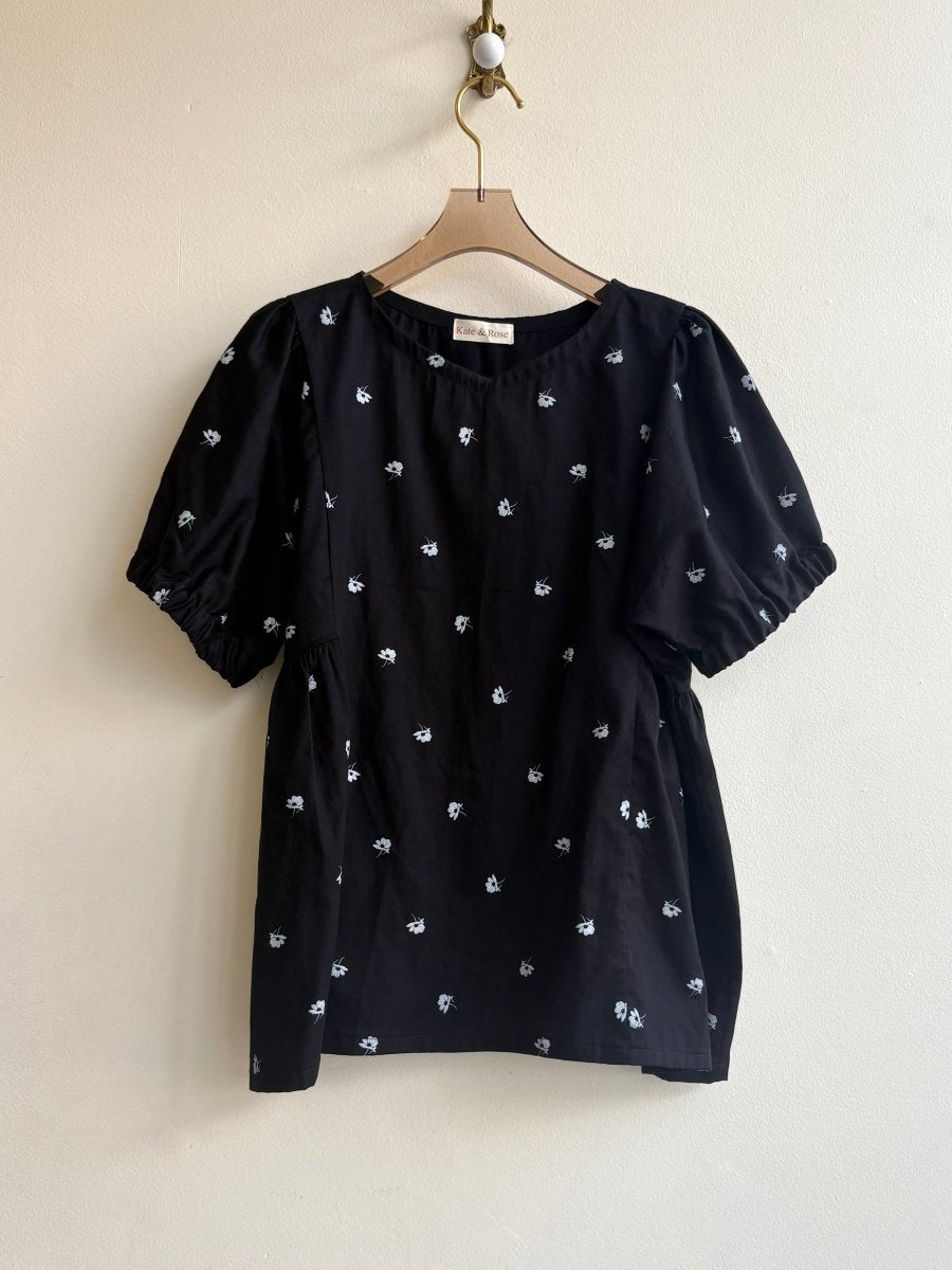 Black w/ White Flower Zero - Waste Blouse - Made X Hudson