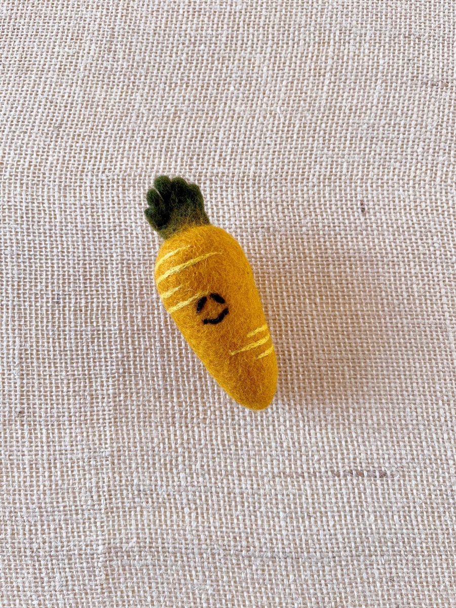 Edgy Veggie Wool Pet Toy - Made X Hudson