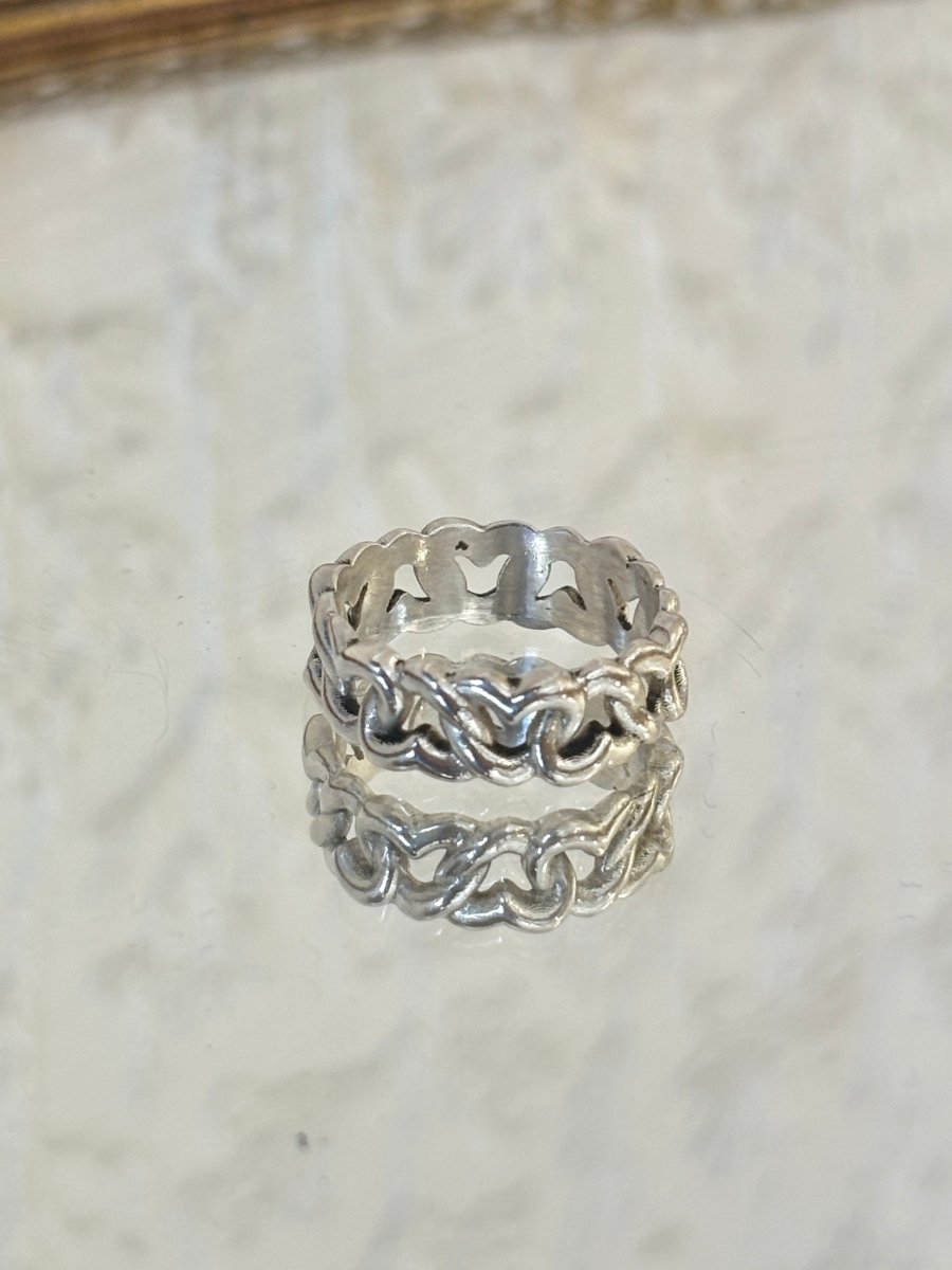 Chain of Hearts Sterling Silver Ring - Made X Hudson