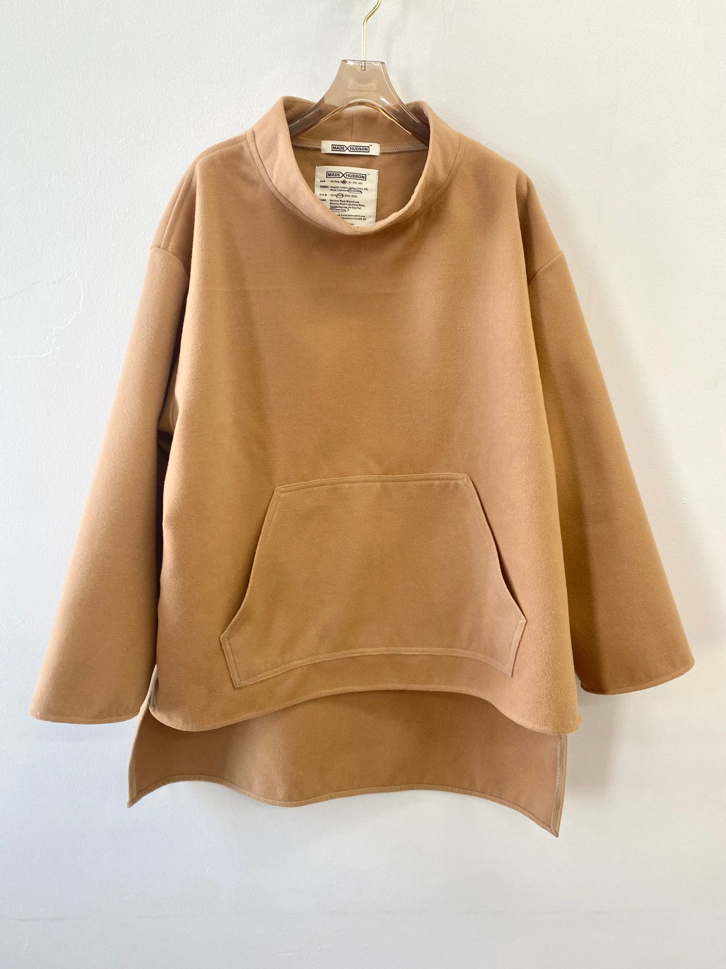 Camel Round Neck High-Low Sweatshirt