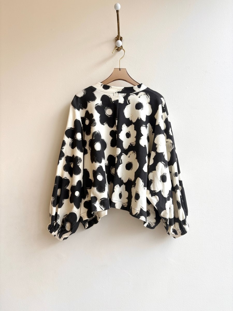 Black + White | Flower Sweater Top - Made X Hudson