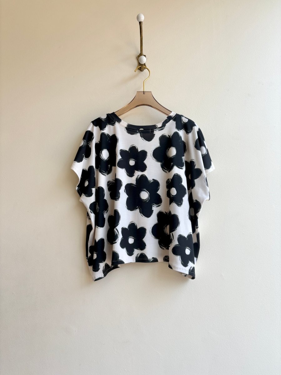 Black Flower Boxy Tee - Made X Hudson