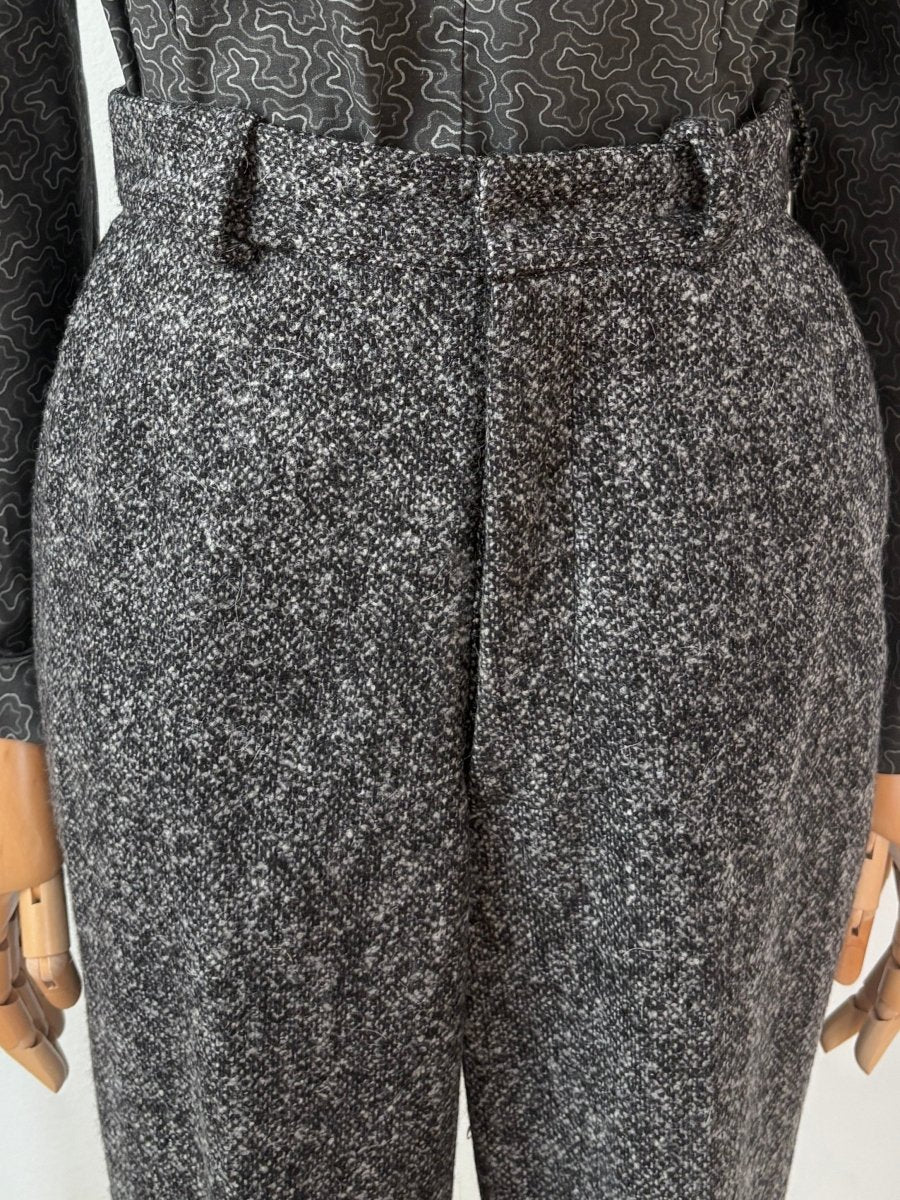 Bronwen Pant in H.S. Cashmere Boucle Sharkskin - Made X Hudson