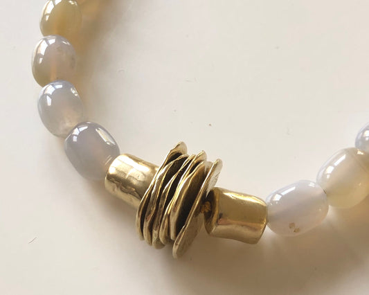 COLLANA -BLUE CHALCEDONY + BRASS BEADS