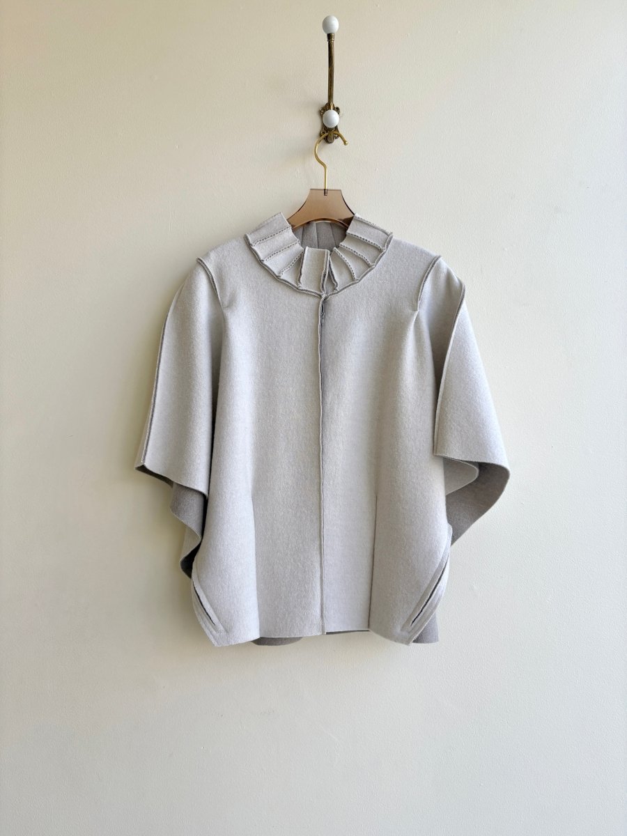 Cream 2T 2 Pleat Adjustable Capelet - Made X Hudson