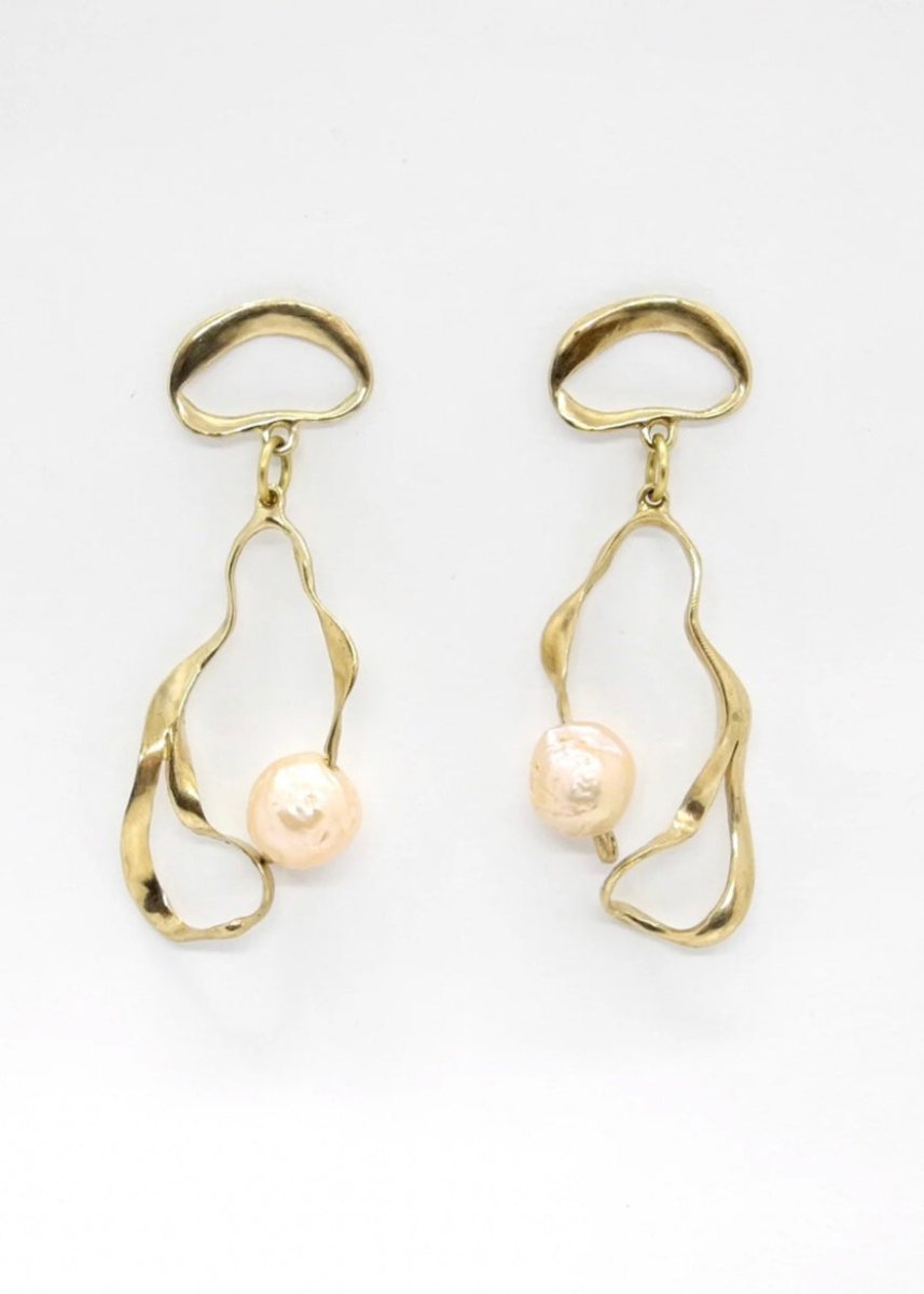 Ribbon Earrings w/ Pearl - Made X Hudson
