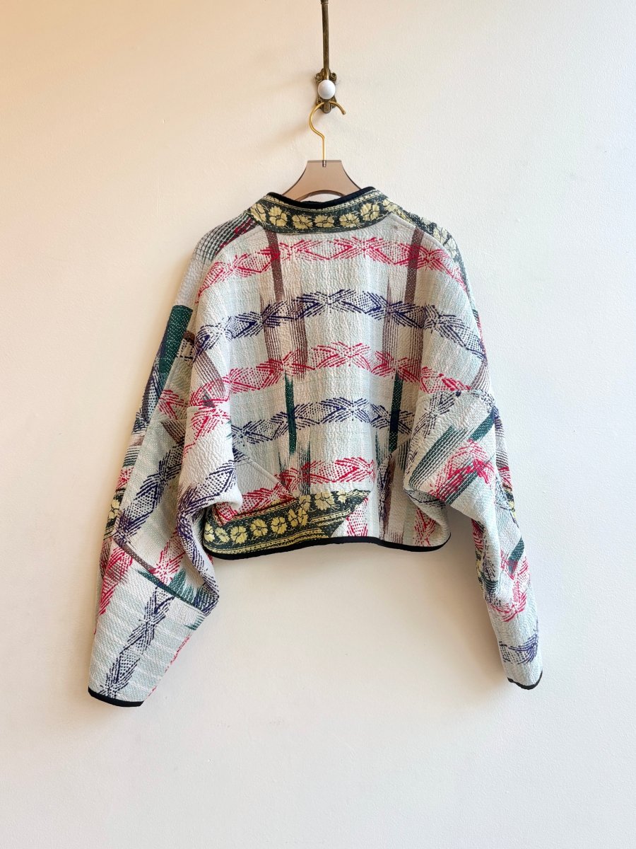 Reversible Kaira Quilted Cropped Jacket in Colors Cream, Black