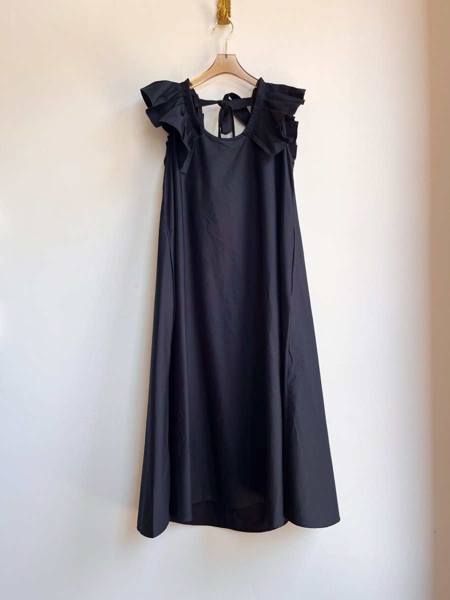 Black Sleeveless Keyhole Back Ruffle Dress w/ Belt - Made X Hudson