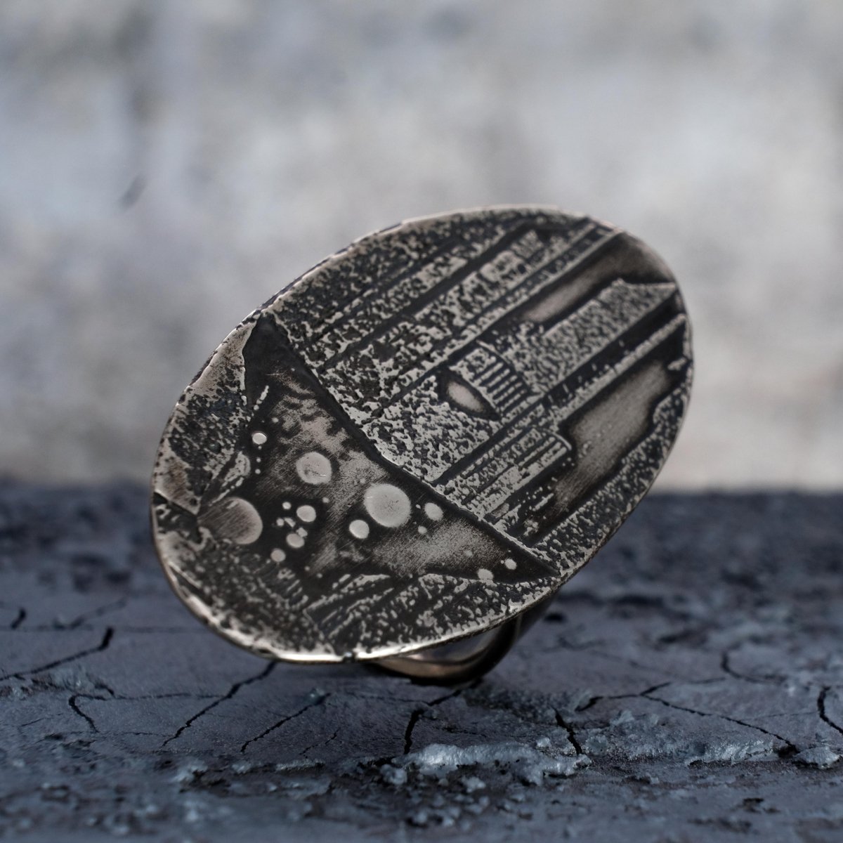 Large Etched Oval Ring - Made X Hudson