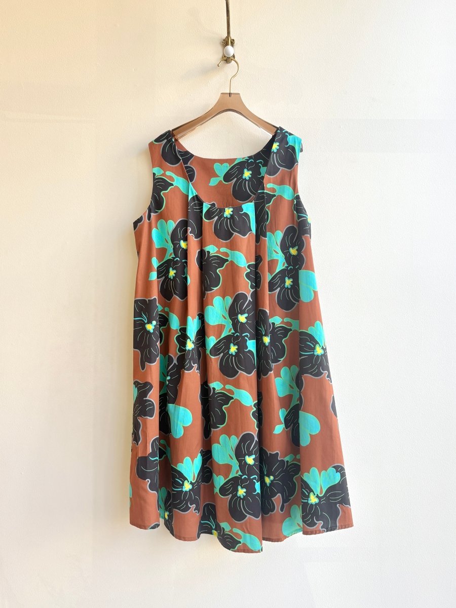 Brown, Black and Blue Floral 1961 Chestnut Print Watteau Dress - Made X Hudson