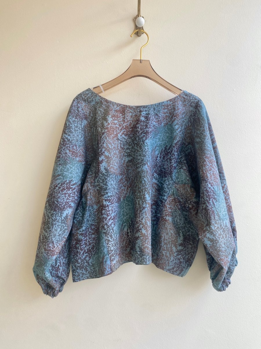 Zero Waste Gathered Sleeve Top In Blue Floral Print - Made X Hudson