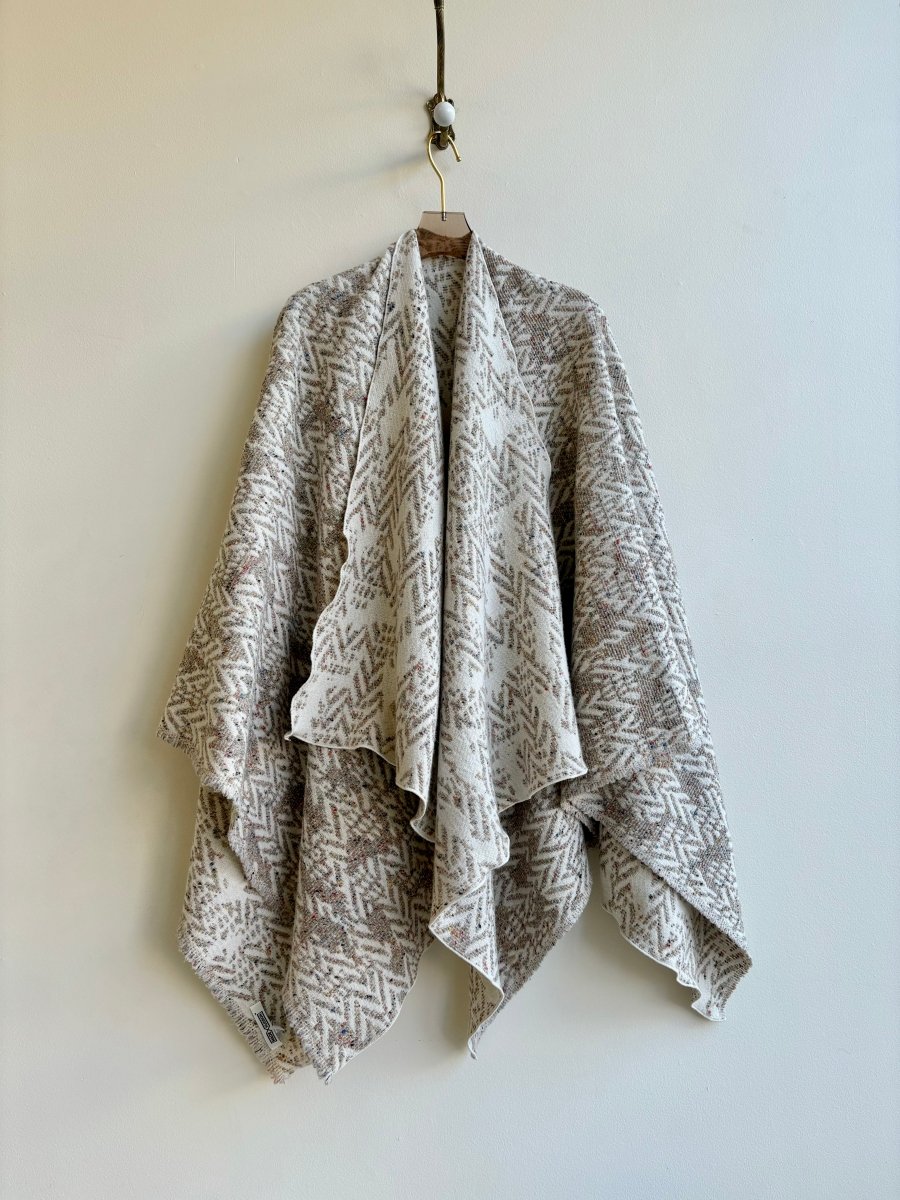 White & Flax Speckled Chevron Zero - Waste Reversible Cape - Made X Hudson