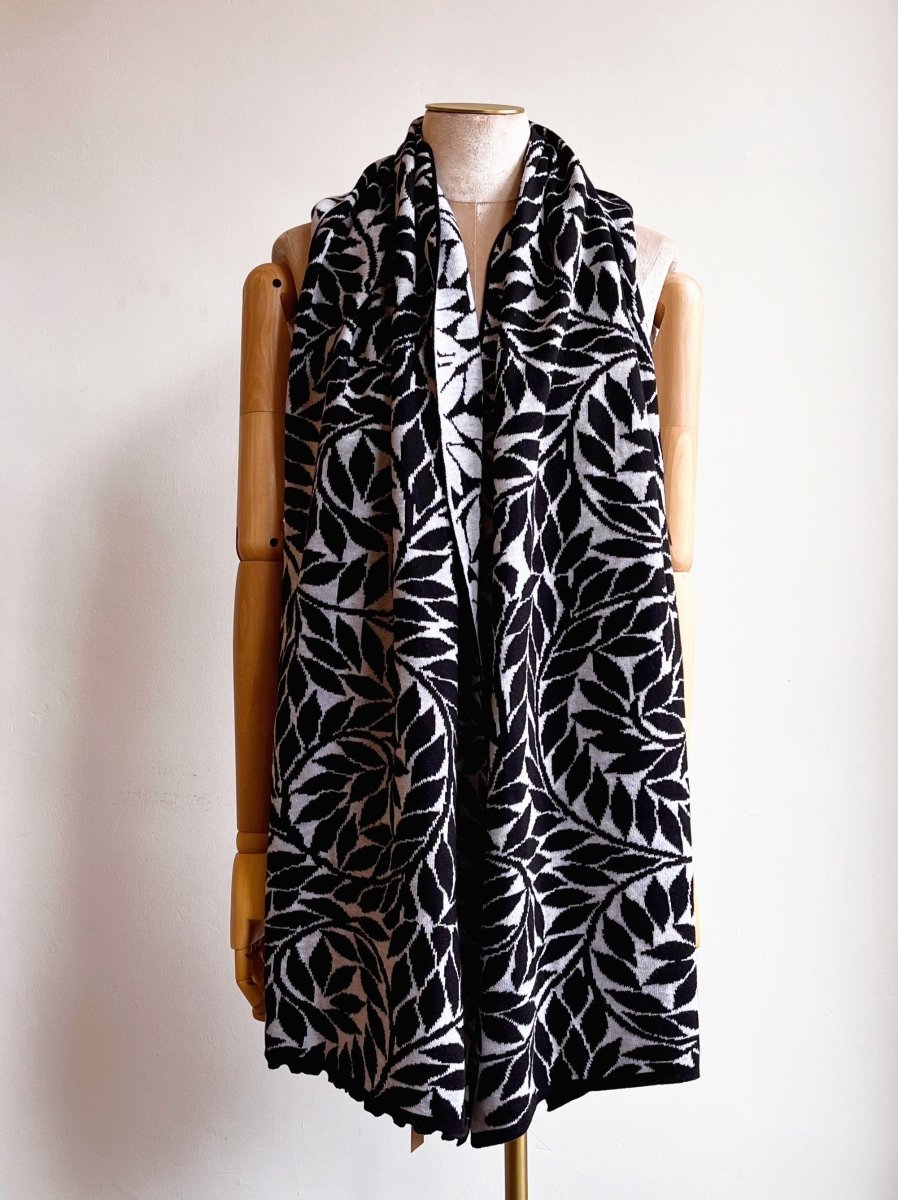 Egyptian Cotton Jacquard Scarves (More Styles & Colors) - Made X Hudson