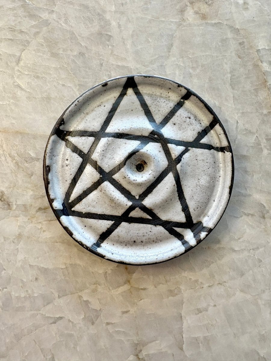 Dark Clay Lines & Cream Incense Holder - Made X Hudson