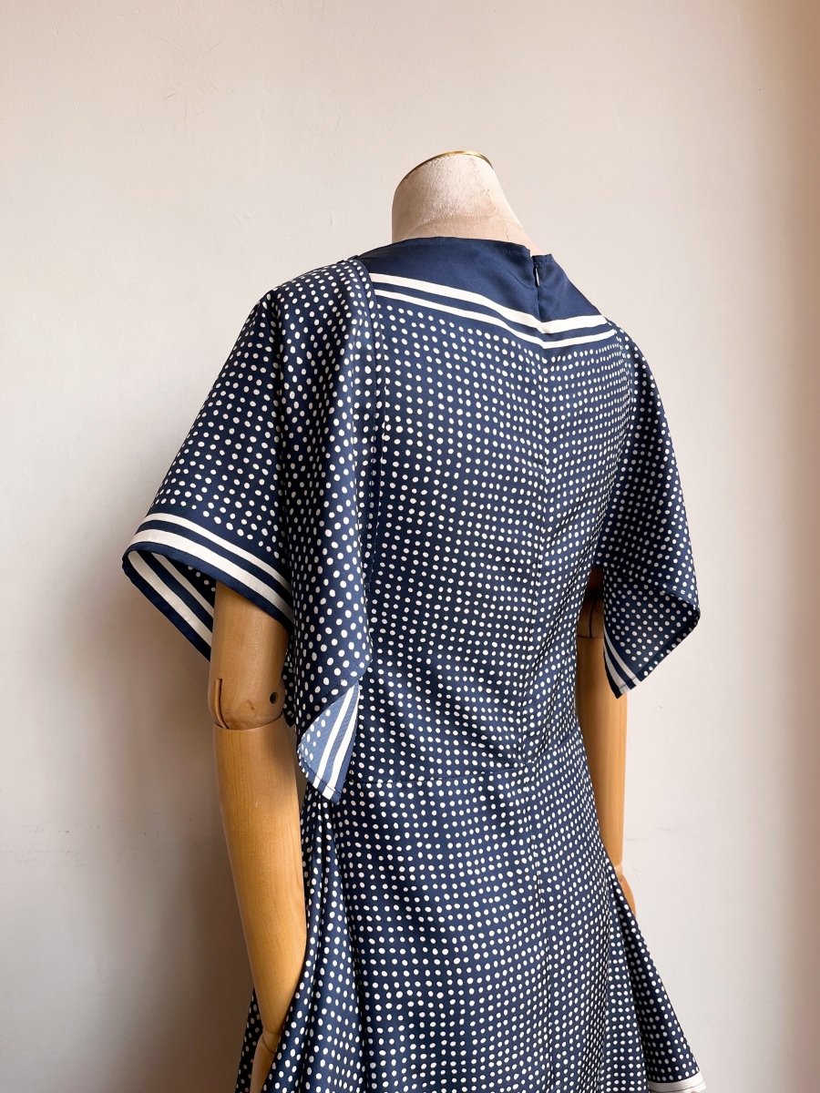Deco Dress Navy Dotted - Made X Hudson