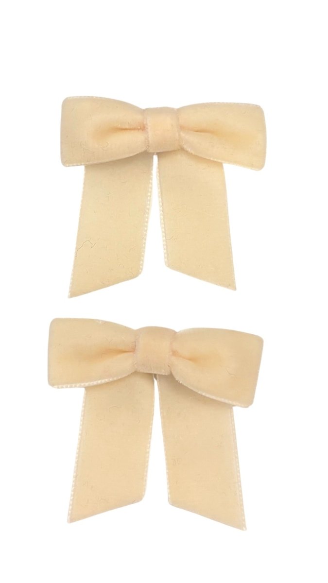 Daisies Pair Bow Hair Clips (More Colors) - Made X Hudson