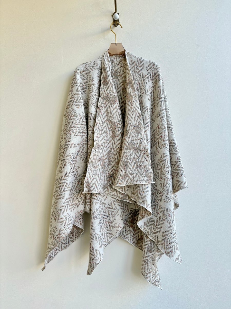 White & Flax Speckled Chevron Zero - Waste Reversible Cape - Made X Hudson