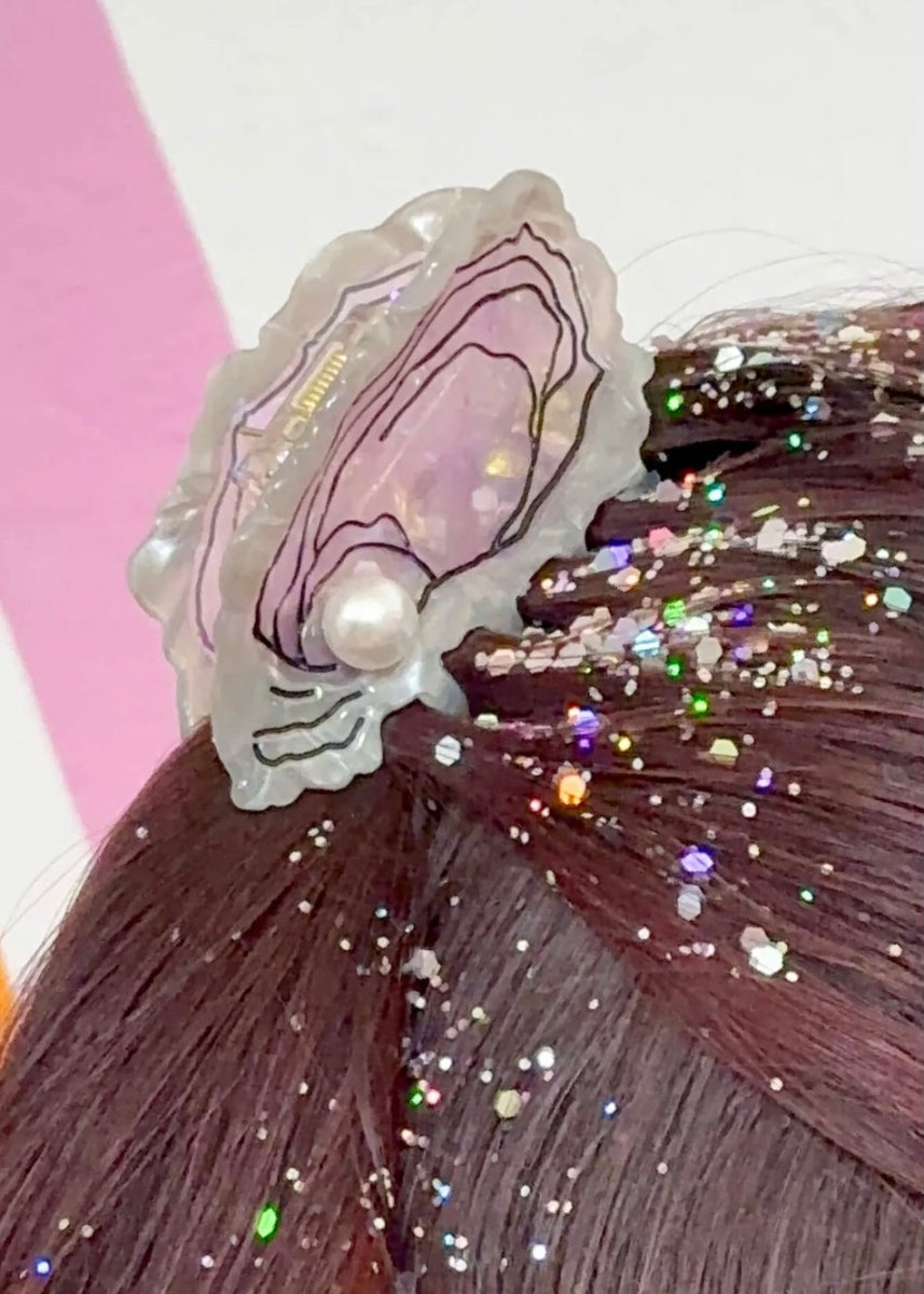 Oyster Hair Claw Clip - Made X Hudson