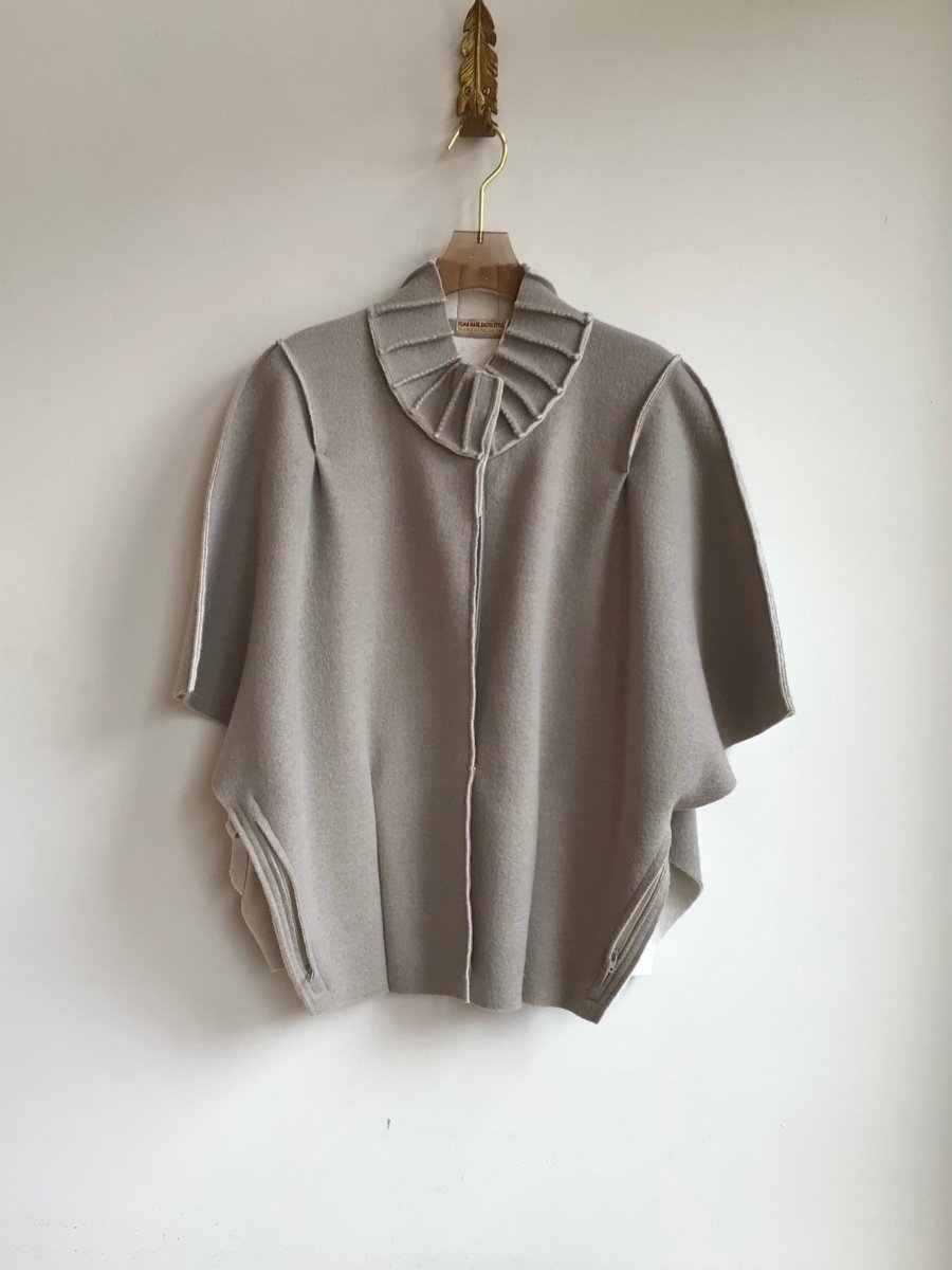 Light Grey 2T 2 Pleat Adjustable Caplet - Made X Hudson