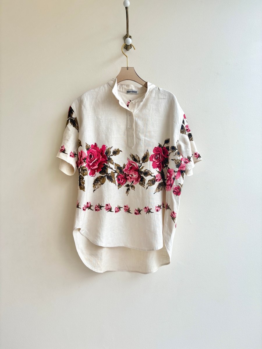 Roses Popover Shirt in Ivory, Red, & Green - Made X Hudson
