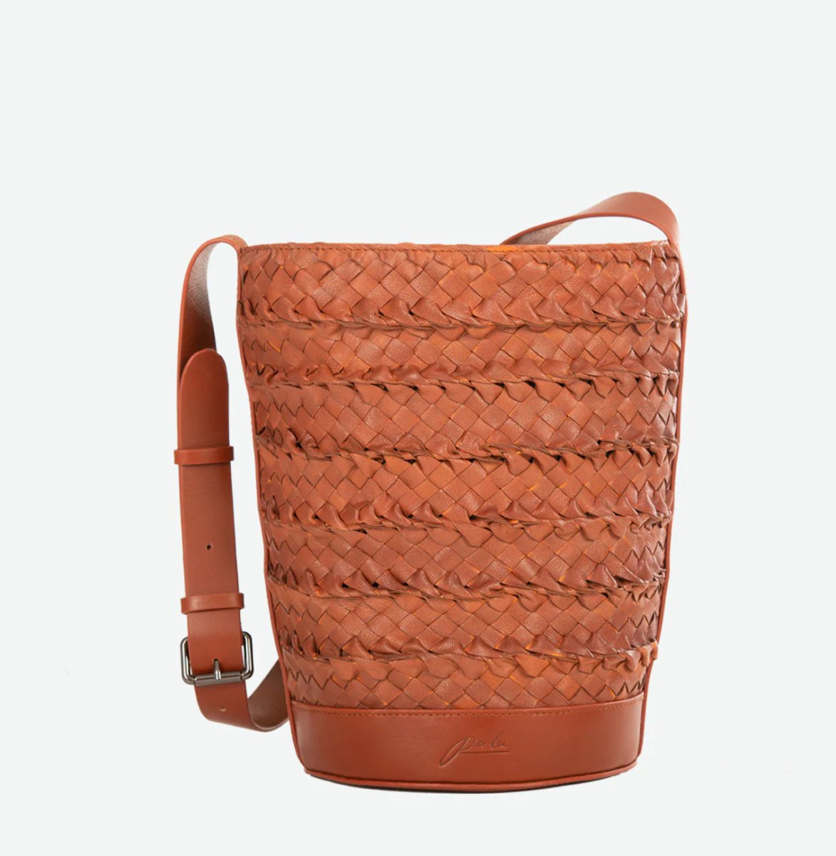 Emery Large Bucket Bag (Chestnut) - Made X Hudson