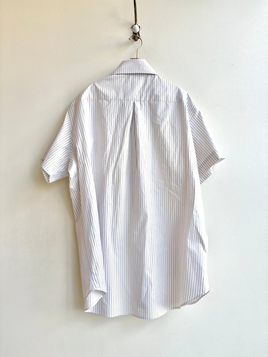 Utility Short Sleeve Shirt Snap Up in Tan and White w/ Patch Pockets - Made X Hudson