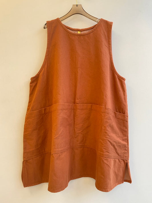 Limited Edition Studio Apron in (Rust)